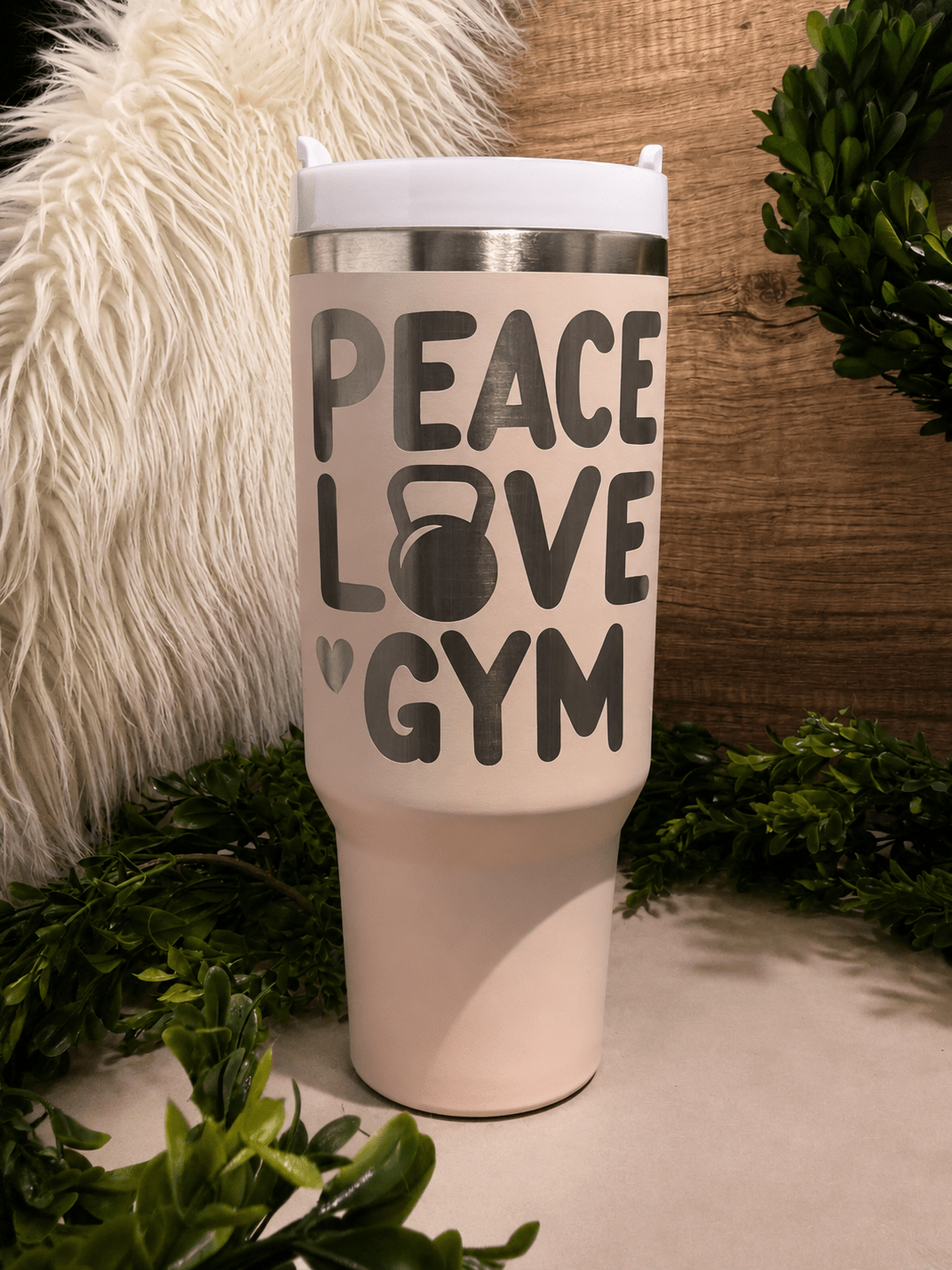 40oz Peace Love Gym - Beam The Vibe 40oz Peace Love Gym in with laser engraved design