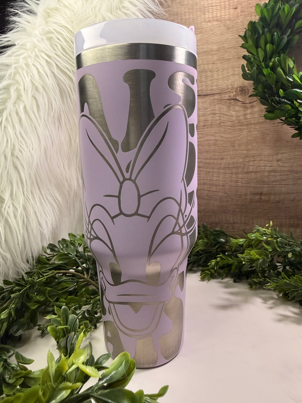 purple Tumbler with Daisy Duck 